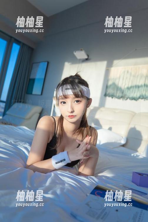 神楽坂真冬 有了神楽坂真冬的护士写真更新,我决定今晚不去看医生了!