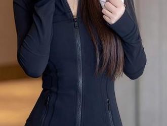 秀人网 – 你想要的制服炸弹就在这里！周慕汐baby套图等你下载，快来点赞！