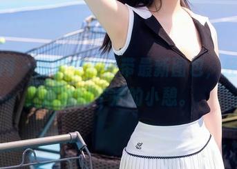 秀人网 – 蛋蛋宝的吊带最新图包，轻松洒脱如同午后的小憩。