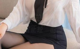 秀人网 – 雨夕cy私拍集：在教室，偶遇那些‘不太正经’的时光！