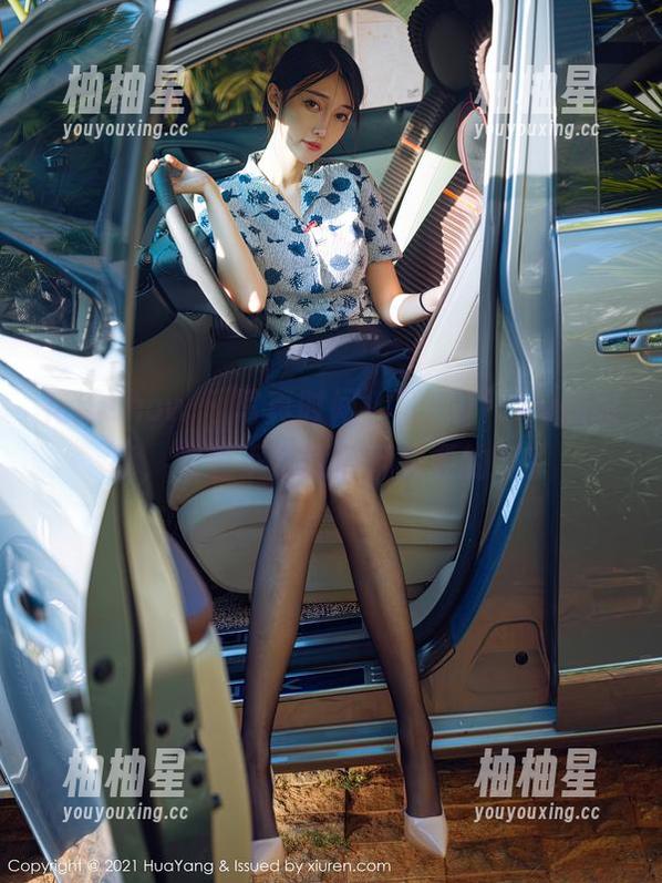 花漾show-可乐Vicky 花漾show - 写真时间!可乐Vicky的眼镜,难道不是我们都想要的吗?