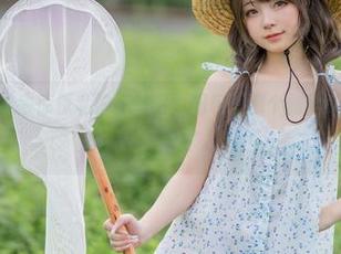花铃Hana带来惊悚私拍：好吧，图包里那个雅努斯真的是…呃，不说了。