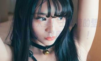 菠萝社 – 厨娘风太美！王语纯的壁纸里藏着独家的‘厨房武器’！