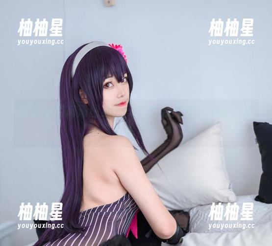 蜜汁猫裘高清图册：美脚也会发光，我在等你的光芒！