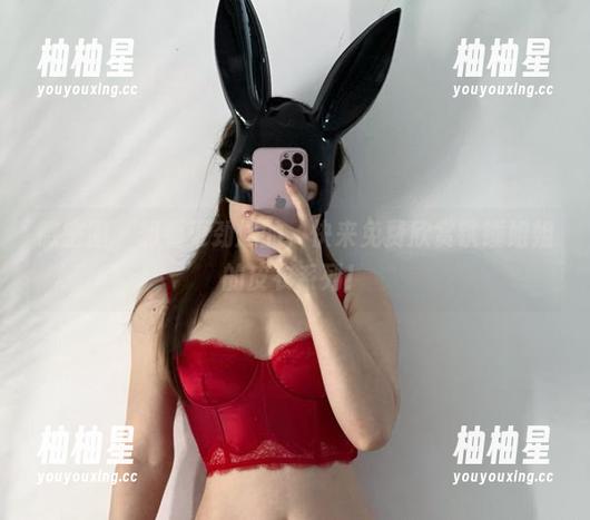 微密圈 - 想看更劲爆的，快来免费欣赏铁锤姐姐的皮衣系列！
