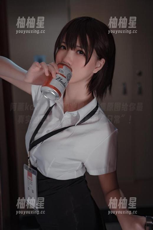 阿薰kaOri 阿薰kaOri秘书职业展,全集原图给你最真实的写照,来聊聊她的“日常”!