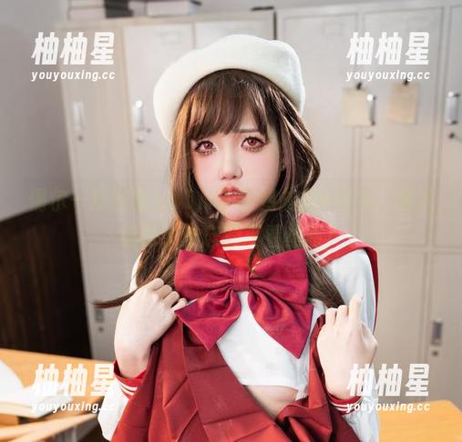阿薰kaOri 偶尔一探阿薰kaOri的学姐礼服+内衣,这八成是个难忘的观看体验!