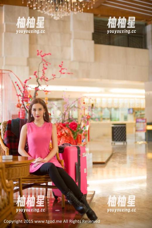 青豆客-张美荧 青豆客 - 张美荧的少女原图:每张都能引发小伙伴们的段子大赛!