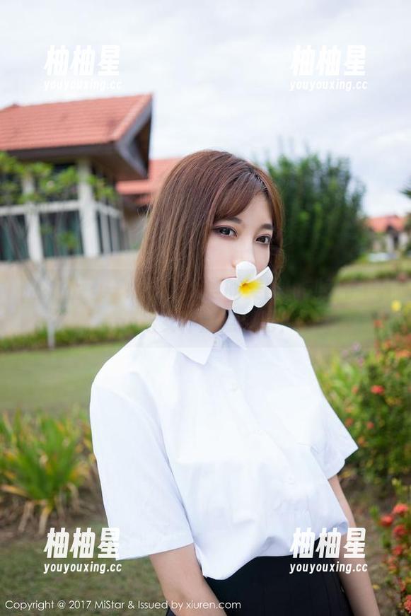 魅妍社-刘奕宁Lynn 魅妍社 - 一组让人无语的美图!刘奕宁Lynn给女仆加点料吧!