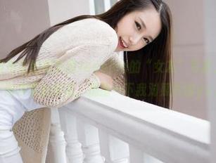 魅妍社 – 发布这组赵欢颜Jessica的“女友”写真，分享一些不同寻常的情谊，插播一下我对照片的yy。