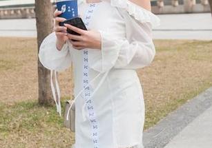 魔镜街拍 – 不得不承认，艾小青的“妹妹”高清作品，完全掳获了我的眼球。